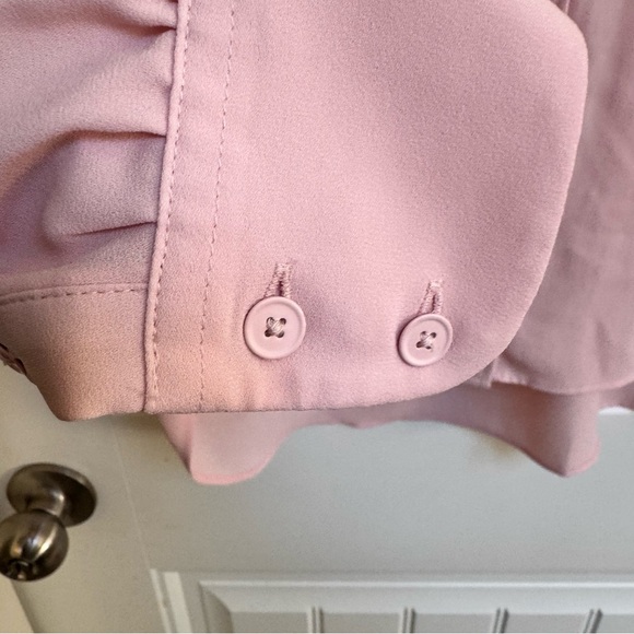 Ann Taylor Soft Pink Buttoned Tunic Flowy Blouse. Size M - Picture 3 of 6